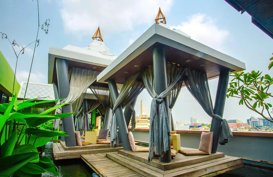 Nouvo City Hotel-1