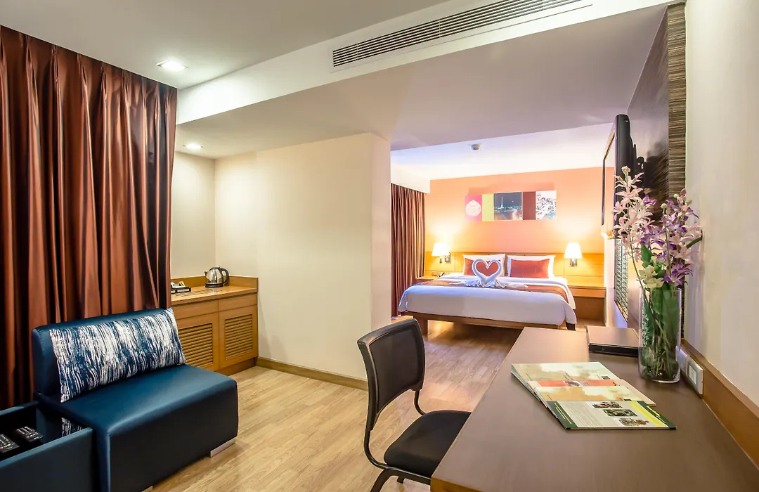 Nouvo City Hotel-1