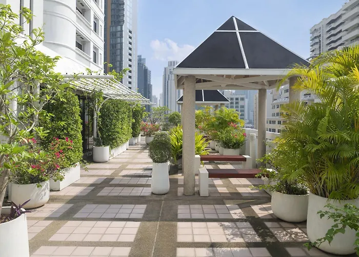 Parkroyal Suites
